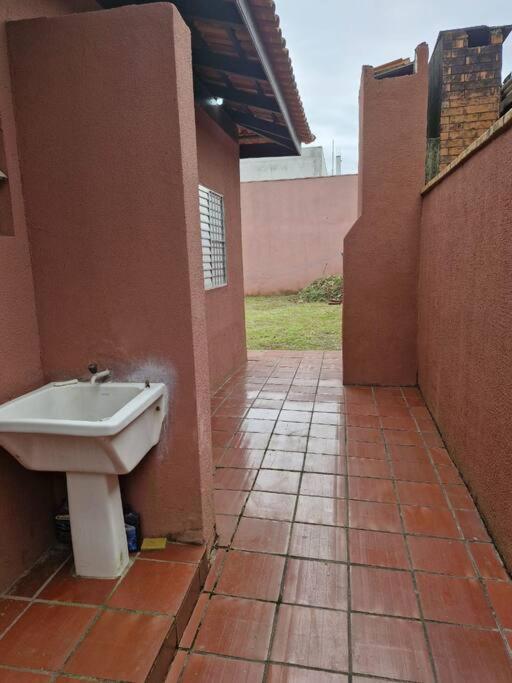 Quarto Para Quatro Pessoas A Duas Quadras Da Praia - Balneario Saint Etienne - Матиньюс Экстерьер фото